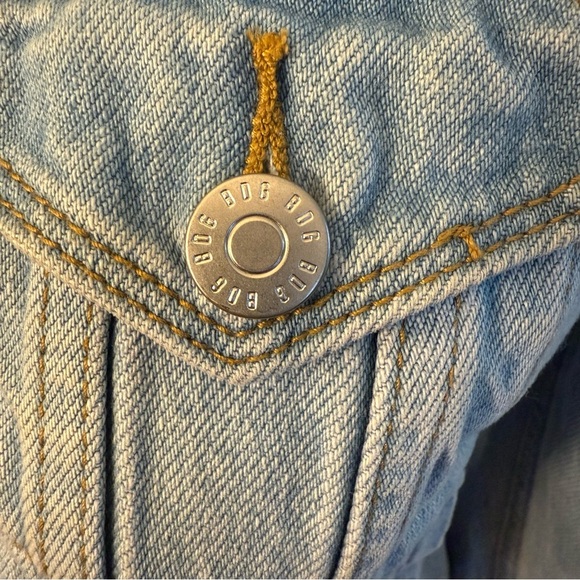 BDG Urban Outfitters Light Blue Denim Jacket - Picture 3 of 9